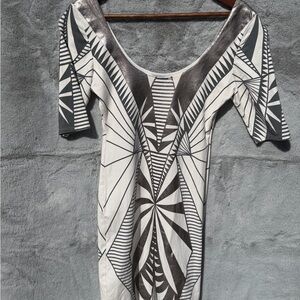 bebe Geometric Scoop-Neck Midi Dress in Cream & Gray